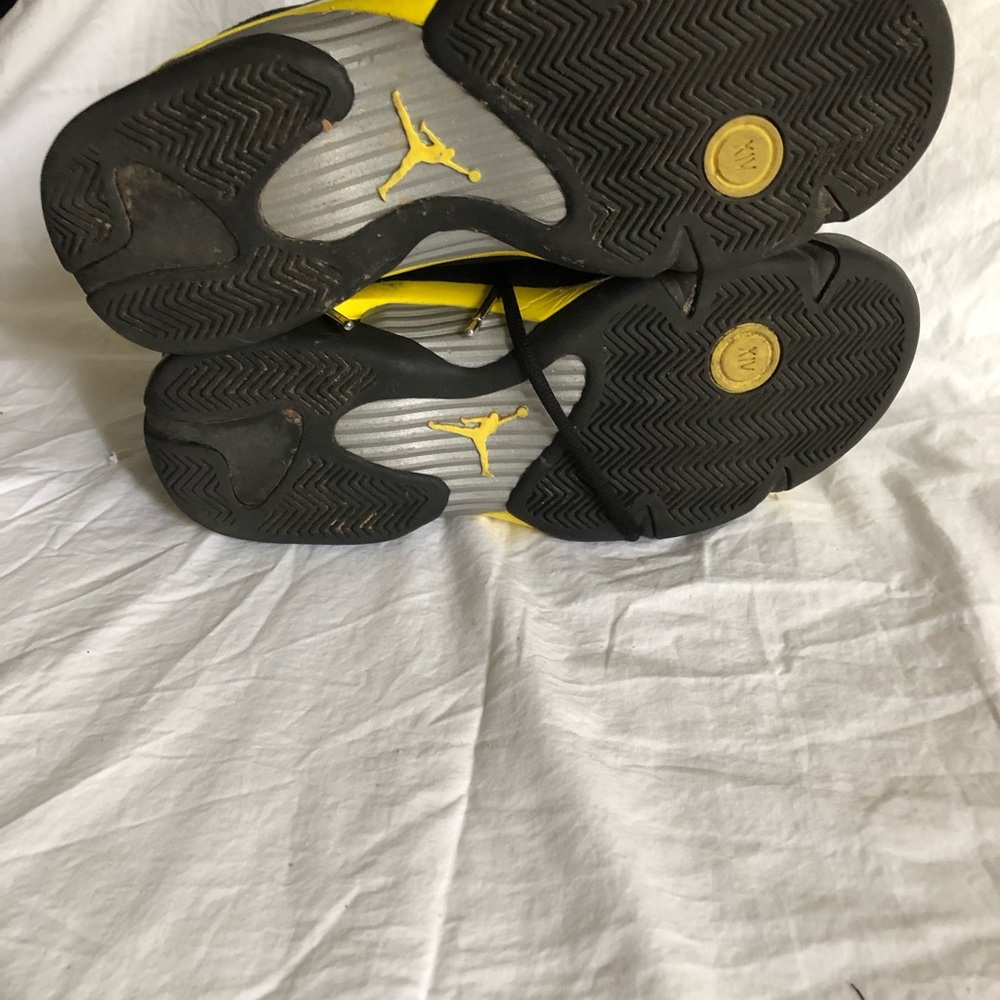 Jordan 14 Retro Thunder - Picture 4 of 6